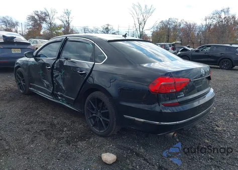 2016 Volkswagen Passat 1.8T R-Line/1.8T S из США, поврежденный, VIN 1VWAT7A38GC067643